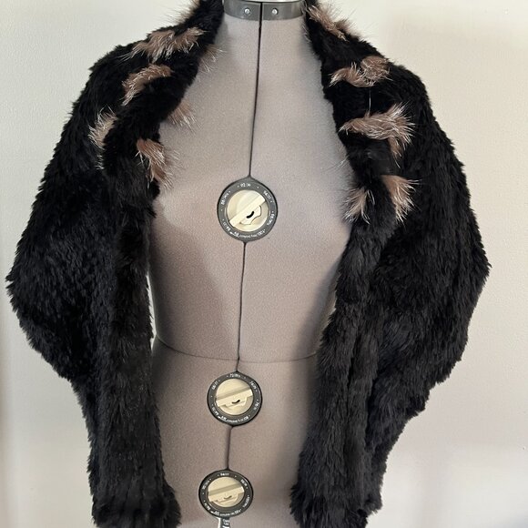 VTG Preston & York Black and Tan Rabbit and Fox Fur Shrug Wrap - Picture 4 of 9